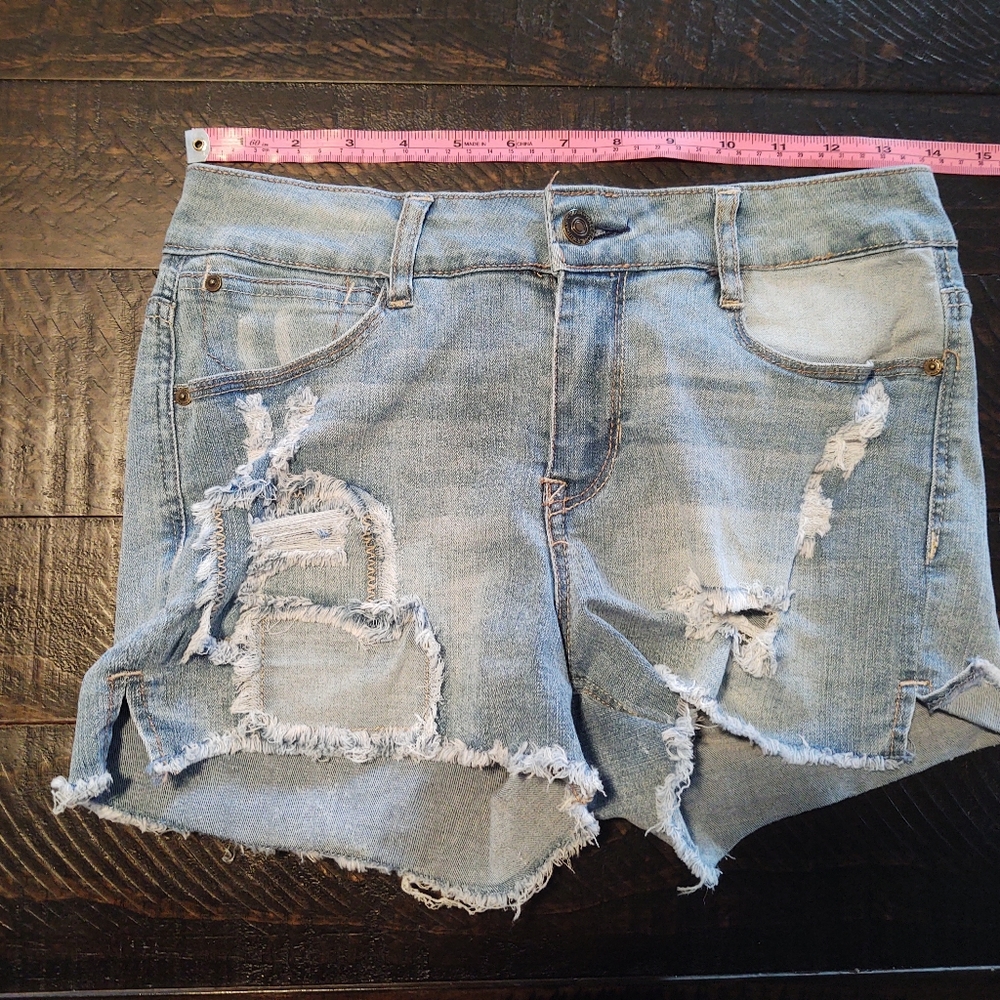 Jean shorts size 7